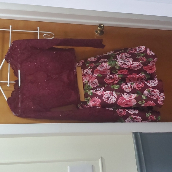 Dress - Picture 5 of 5